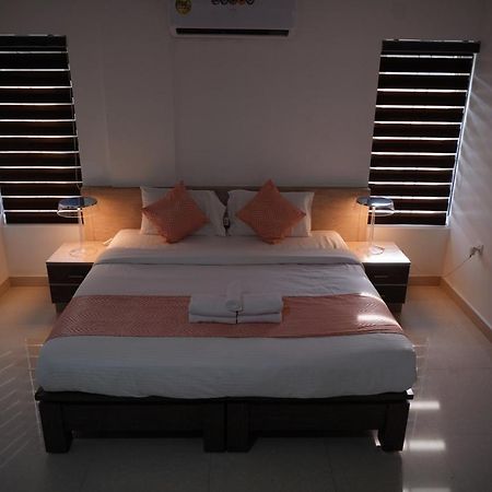 Chandra Inn Kollam Exterior photo